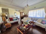 3 Bedroom House in Primrose Hill