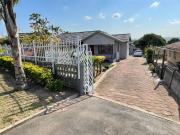 3 Bedroom House in Queensburgh Central