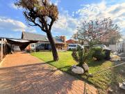 3 Bedroom House in Robertsham