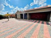 3 Bedroom House in Roodekop