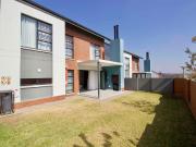 3 Bedroom Townhouse in Rooihuiskraal North
