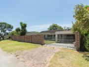 3 Bedroom House in Rowallan Park and surrounds