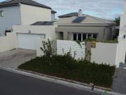 3 Bedroom House in Sandown