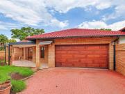 3 Bedroom House in Silver Lakes Golf Estate