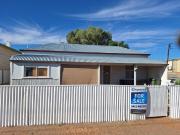 3 Bedroom House in sought after North Broken Hill. Great...