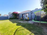 3 Bedroom House in Steenberg