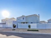 3 Bedroom House in Sunningdale