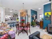 3 Bedroom House in Sunningdale