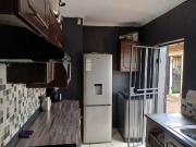 3 Bedroom House in Theresapark