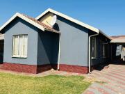 3 Bedroom House in Tlhabane West