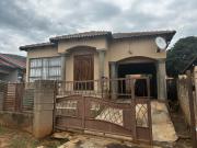 3 Bedroom House in Tlhabane West