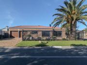 3 Bedroom House in Uitzicht