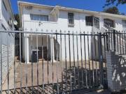 3 Bedroom House in University Estate