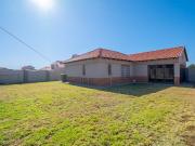 3 Bedroom House in Waterkloof