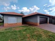 3 Bedroom House in Waterkloof East