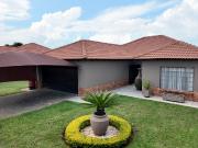3 Bedroom House in Waterkloof East