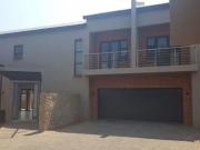 3 Bedroom House in Waterkloof Ridge