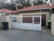 3 Bedroom House in Waterval East