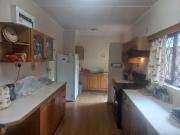 3 Bedroom House in Woodside 3 Bedroom House in Woodside