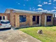 3 Bedroom House in Young Park