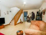 3 Bedroom House Kingston Upon Thames Greater London 98687396