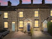 3 Bedroom House Leeds Leeds 90601791