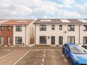 3 Bedroom House Livingston Village Livingston Village...