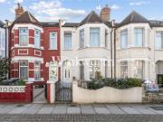 3 Bedroom House London Greater London 90791120