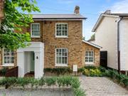 3 Bedroom House London Greater London 92789150