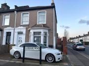 3 Bedroom House London Greater London 94423072