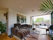 3 Bedroom House London Greater London 94642792