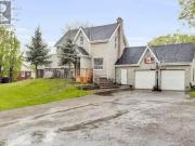 3 Bedroom House London ON 90097251