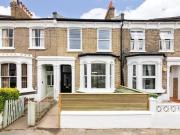 3 Bedroom House Londres Greater London LS97887504
