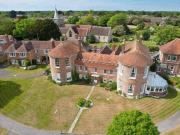 3 Bedroom House Milford On Sea Hampshire 92511122