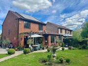 3 Bedroom House Newton Aycliffe County Durham 98834549