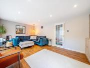 3 Bedroom House Northwood Isle Of Wight 96658069