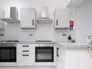 3 Bedroom House Of Multiple Occupation For Rent In...