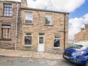 3 bedroom house of multiple occupation for rent in...