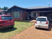 3 bedroom house on the market in bok.