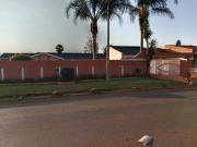 3 bedroom house on the market in da.