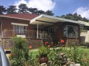 3 bedroom house on the market in ken.