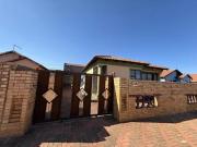 3 bedroom house on the market in pro.