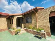3 bedroom house on the market in tur.