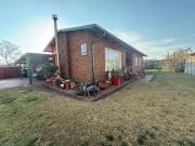 3 bedroom house on the market in van.