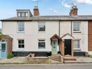 3 Bedroom House Overton Hampshire 94423144