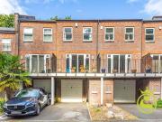 3 Bedroom House Poole Poole 98434477