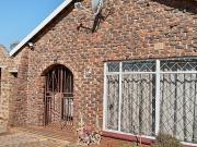 3 Bedroom House Rented in Dal Fouche