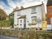 3 Bedroom House Repton Repton 97979164