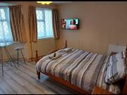 3 bedroom house share for rent in Weston Park Road...