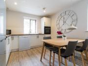 3 bedroom house share to rent